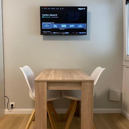 Suesses Kleines Und Zentrales Apartment Fuer Zwei Personen Mitten In Hamburg Bagian luar foto