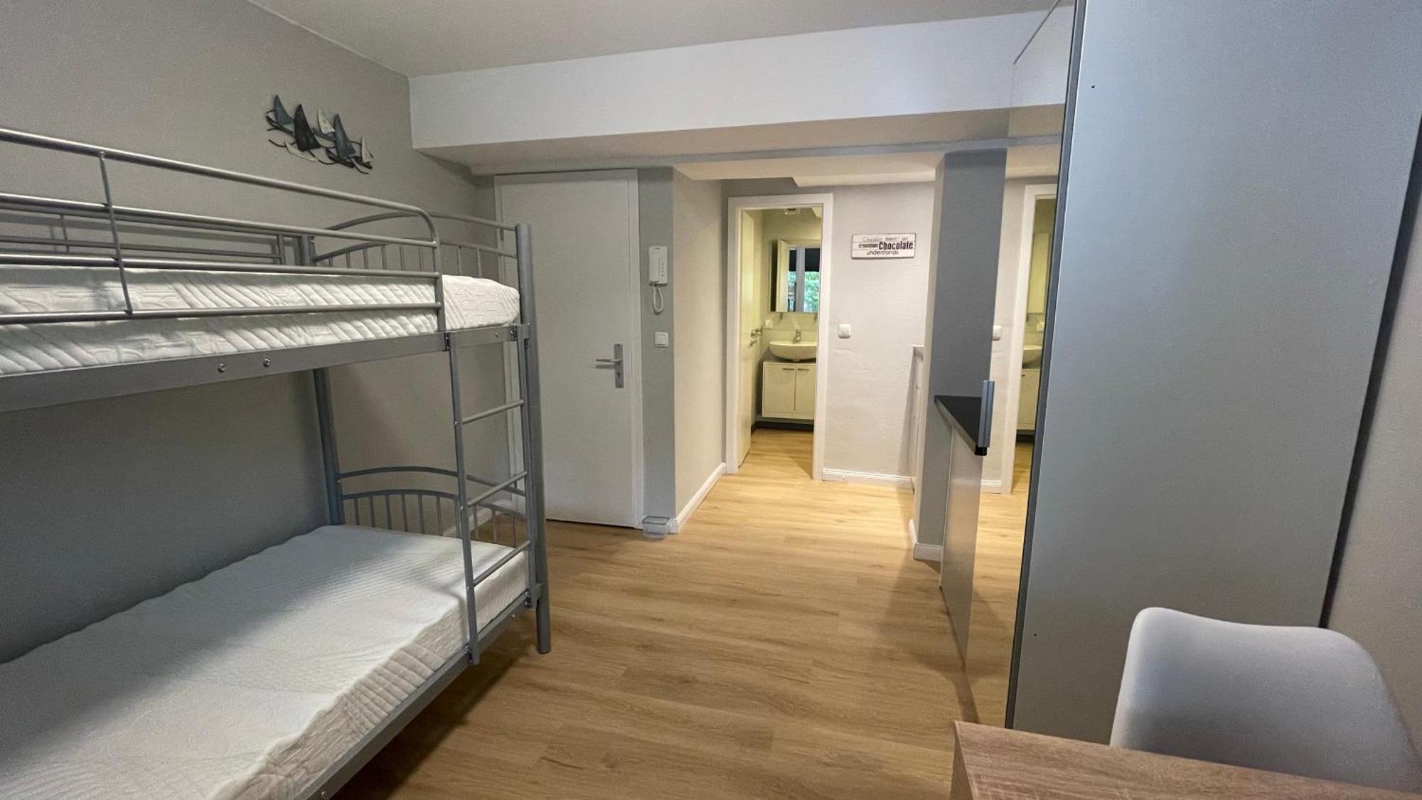 Suesses Kleines Und Zentrales Apartment Fuer Zwei Personen Mitten In Hamburg Bagian luar foto