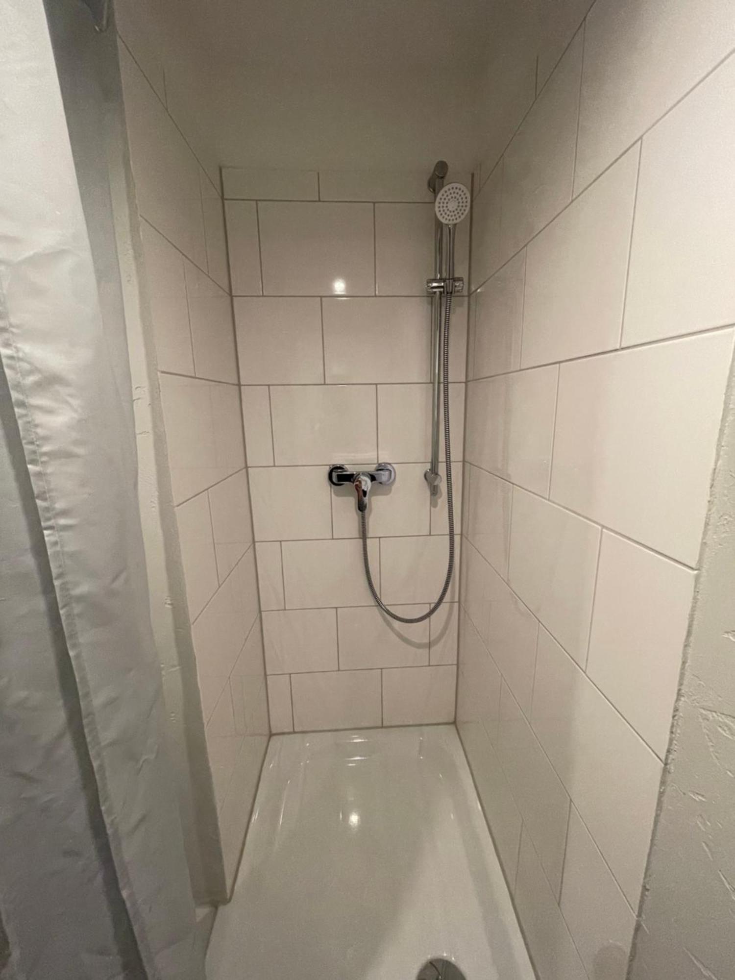 Suesses Kleines Und Zentrales Apartment Fuer Zwei Personen Mitten In Hamburg Bagian luar foto
