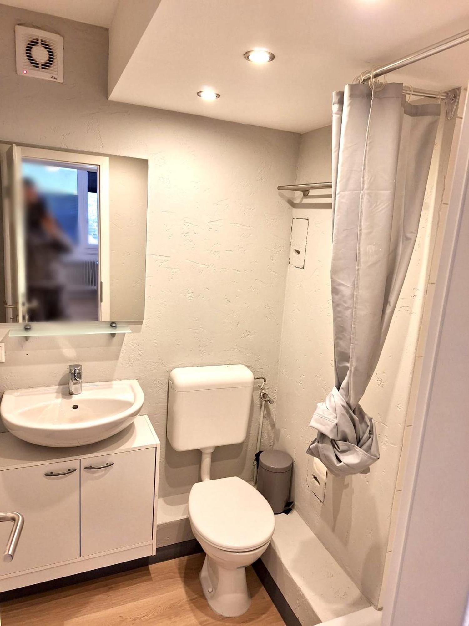 Suesses Kleines Und Zentrales Apartment Fuer Zwei Personen Mitten In Hamburg Bagian luar foto